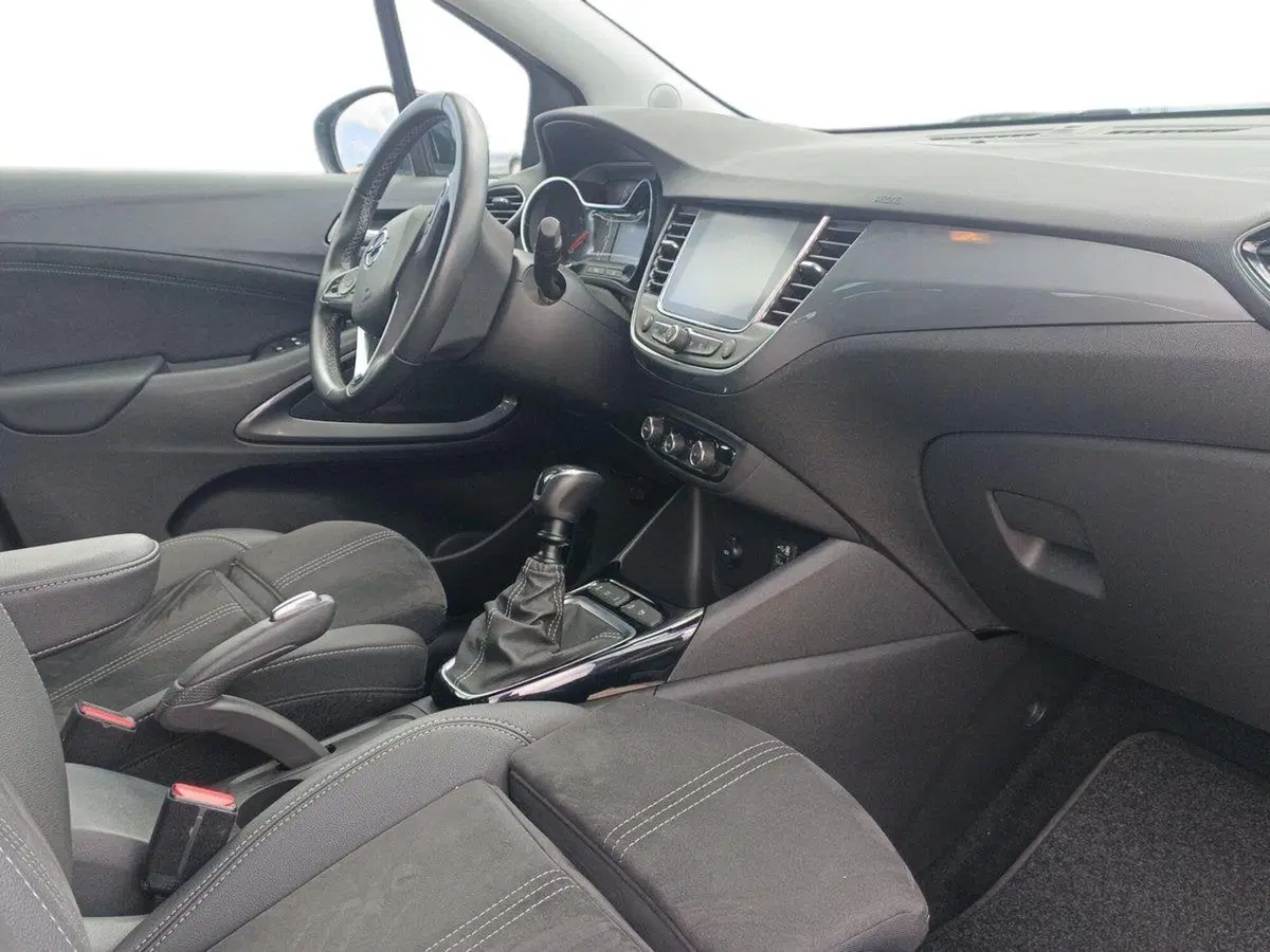 Opel Crossland usata a Bari (9)