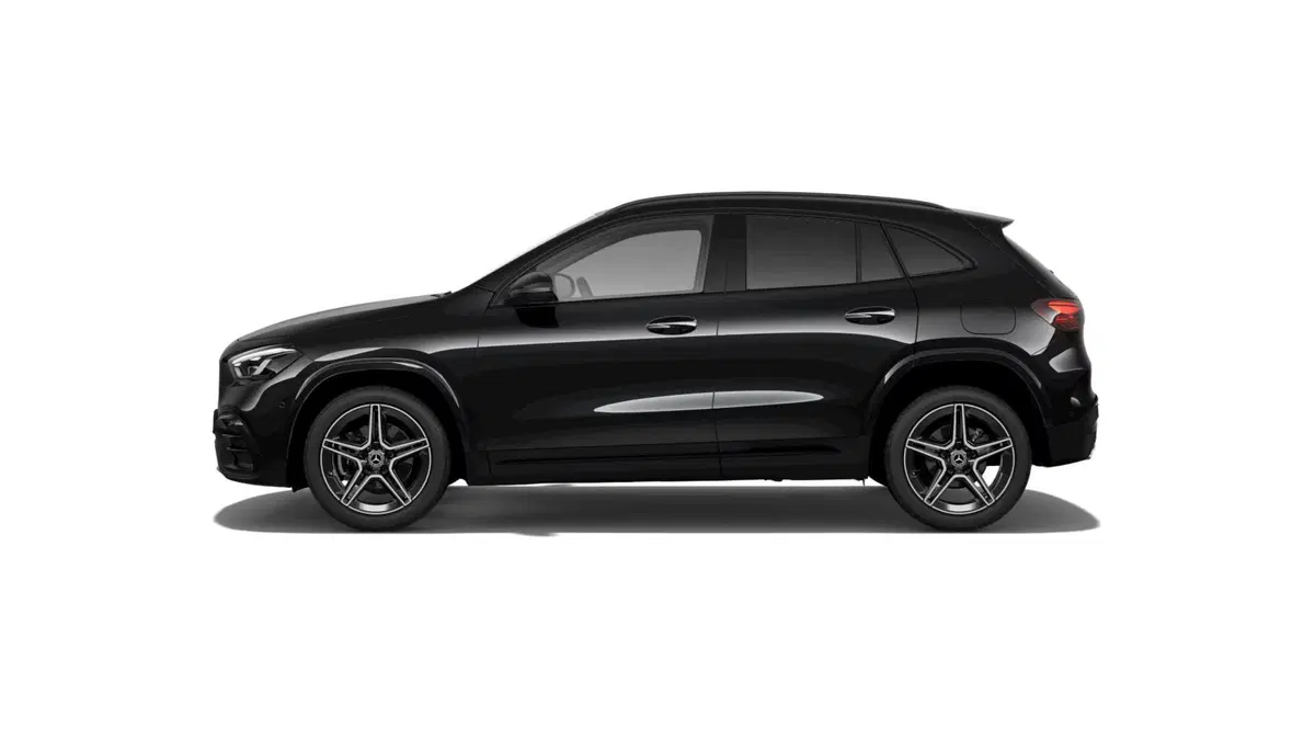 Mercedes-Benz GLA SUV nuova a Milano (2)