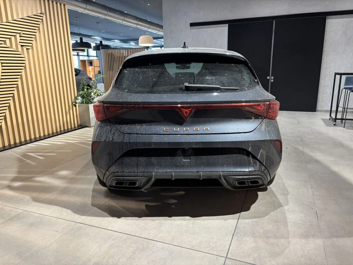 Cupra Leon nuova a Ferrara (6)