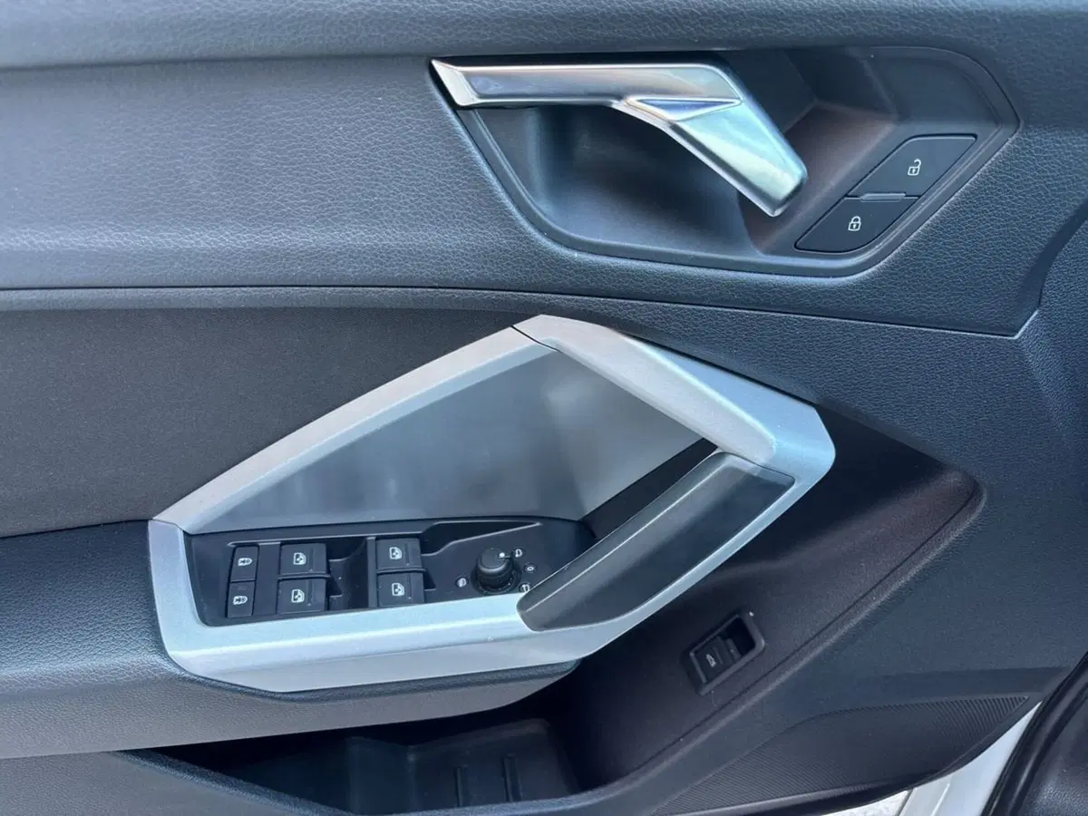 Audi Q3 Sportback usata a Pescara (12)