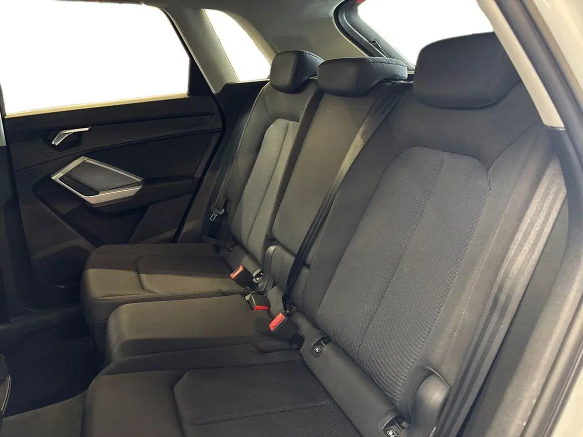 Audi Q3 Sportback usata a Pescara (13)