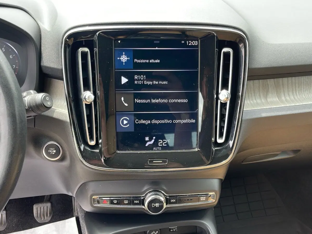 Volvo XC40 usata a Roma (17)