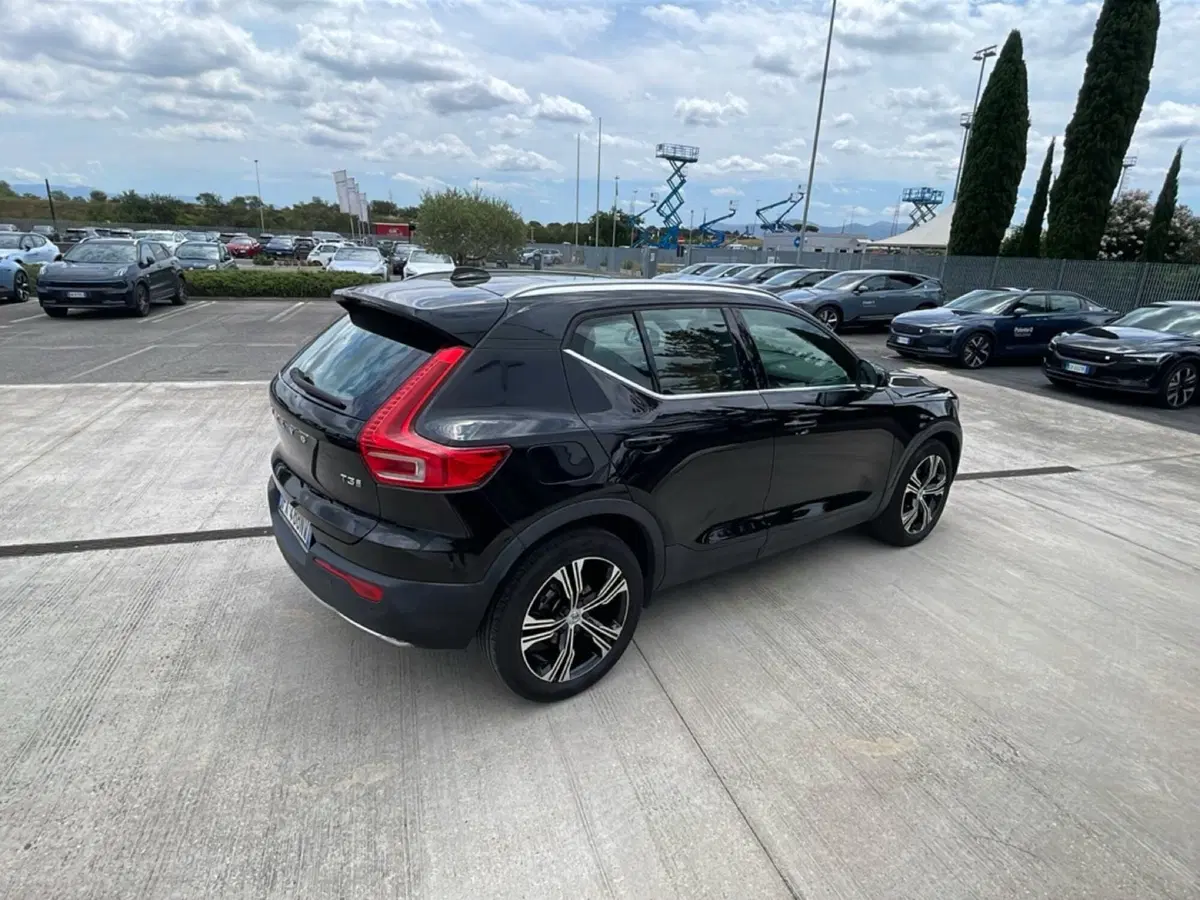 Volvo XC40 usata a Roma (5)
