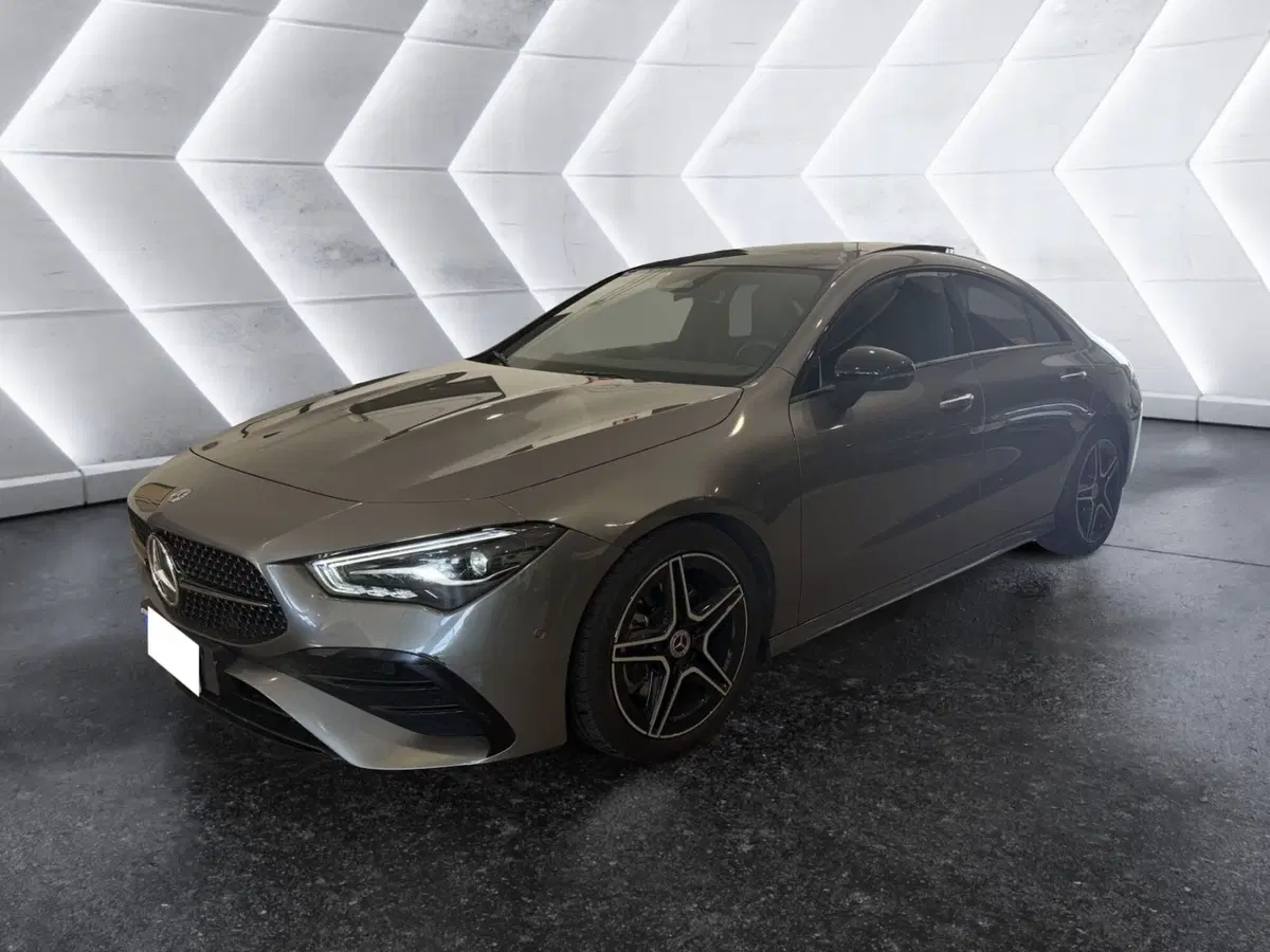 Mercedes-Benz CLA usata a Napoli (4)