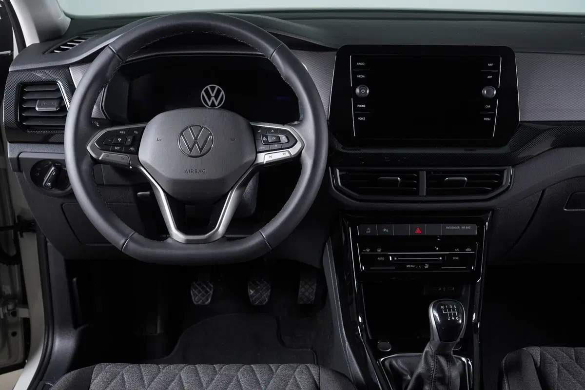 Volkswagen T-Cross nuova a Perugia (16)