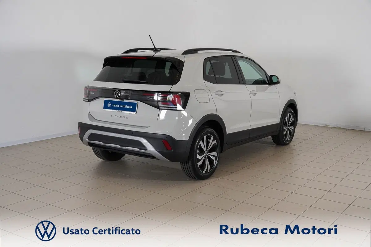 Volkswagen T-Cross nuova a Perugia (4)