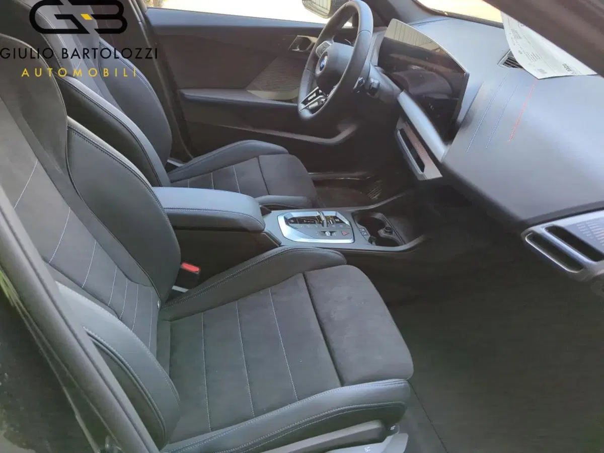 BMW Serie 1 nuova a Prato (7)