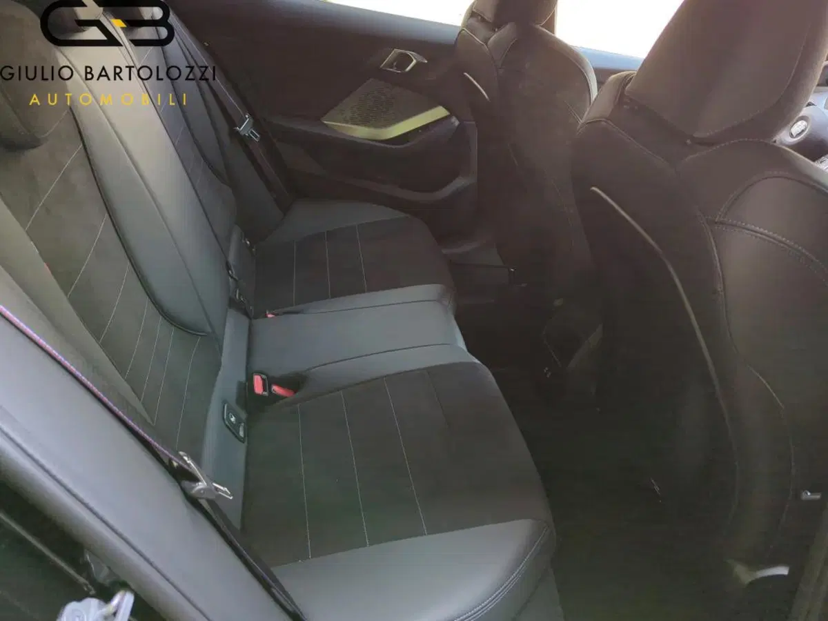 BMW Serie 1 nuova a Prato (8)