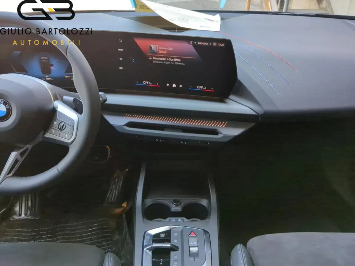 BMW Serie 1 nuova a Prato (9)