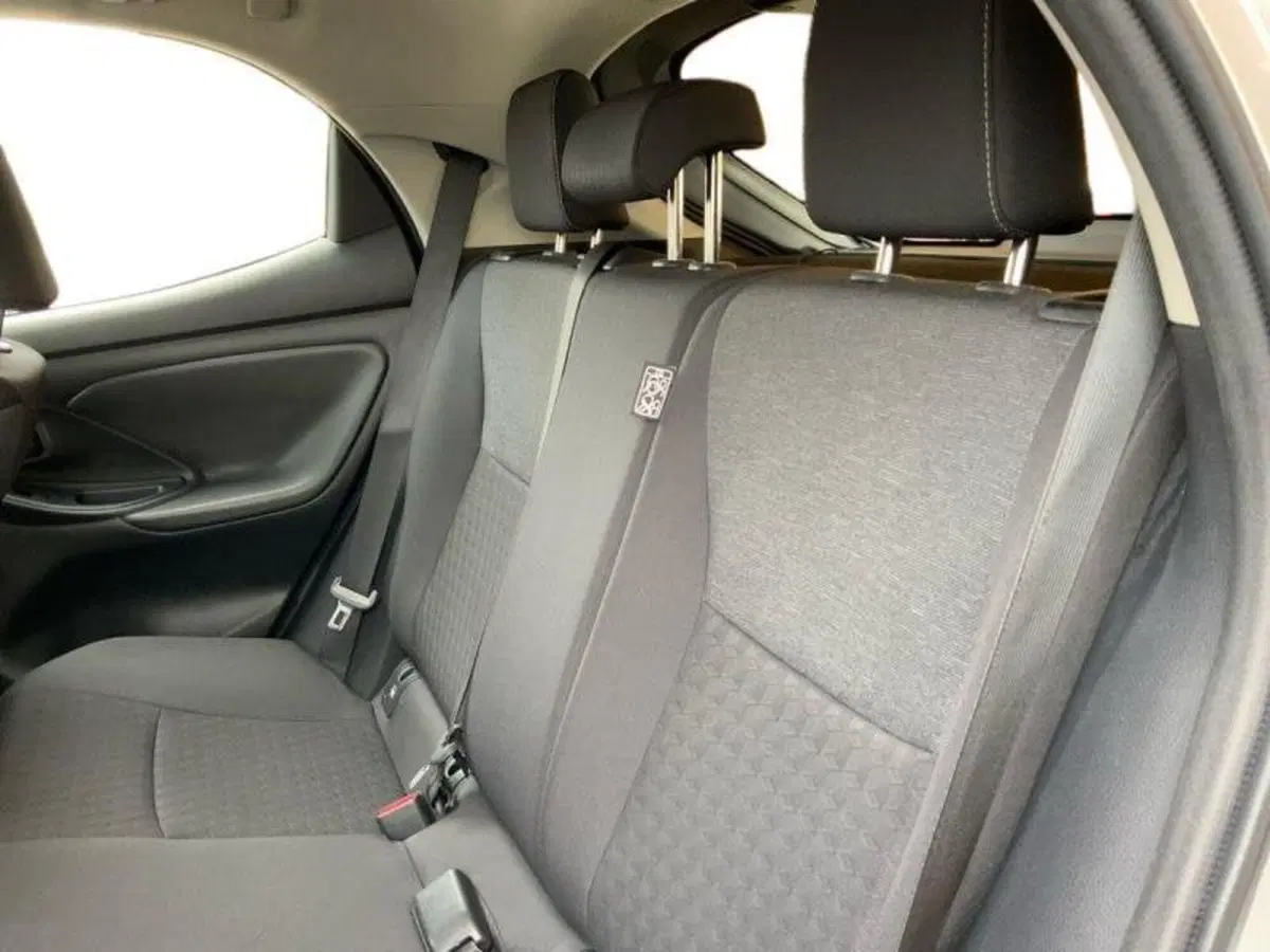 Toyota Yaris usata a Perugia (11)
