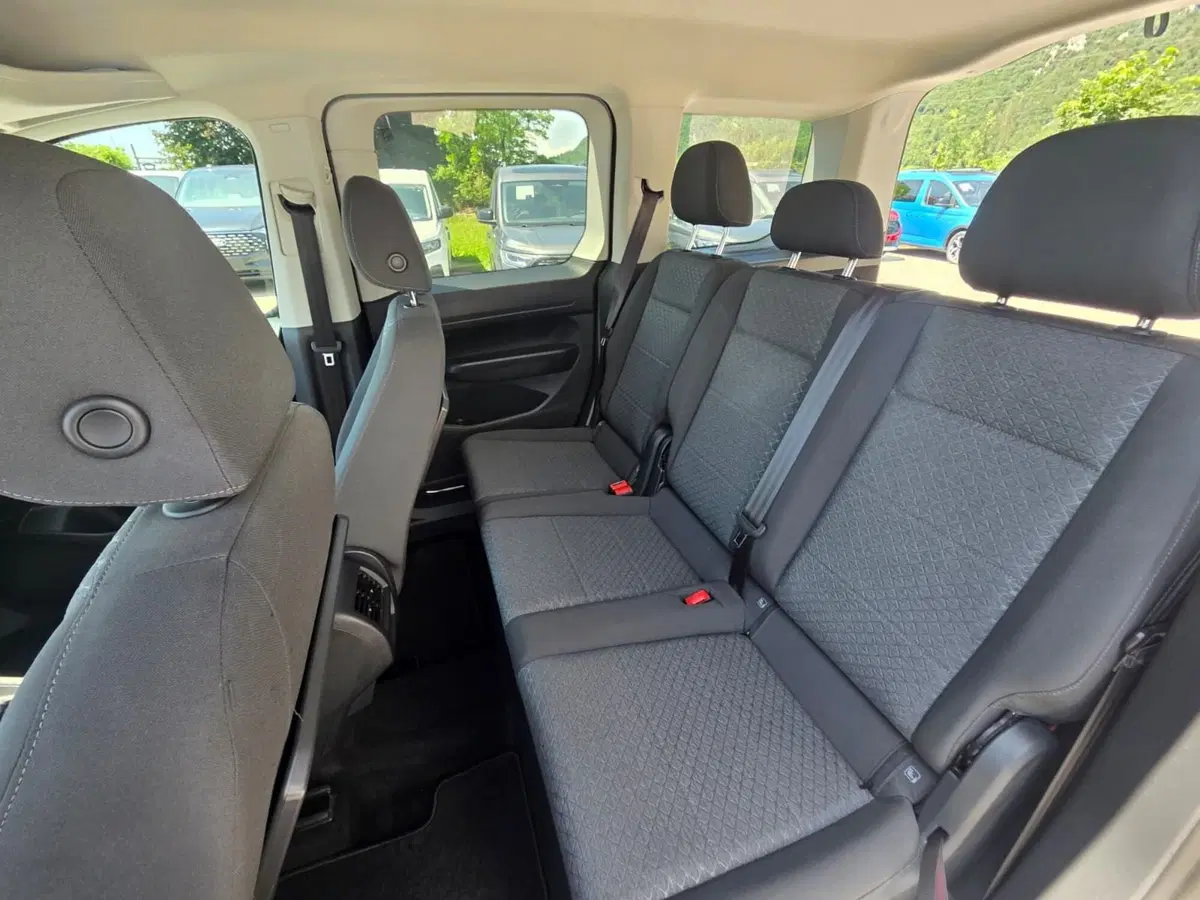 Ford Tourneo Connect usata a Belluno (13)