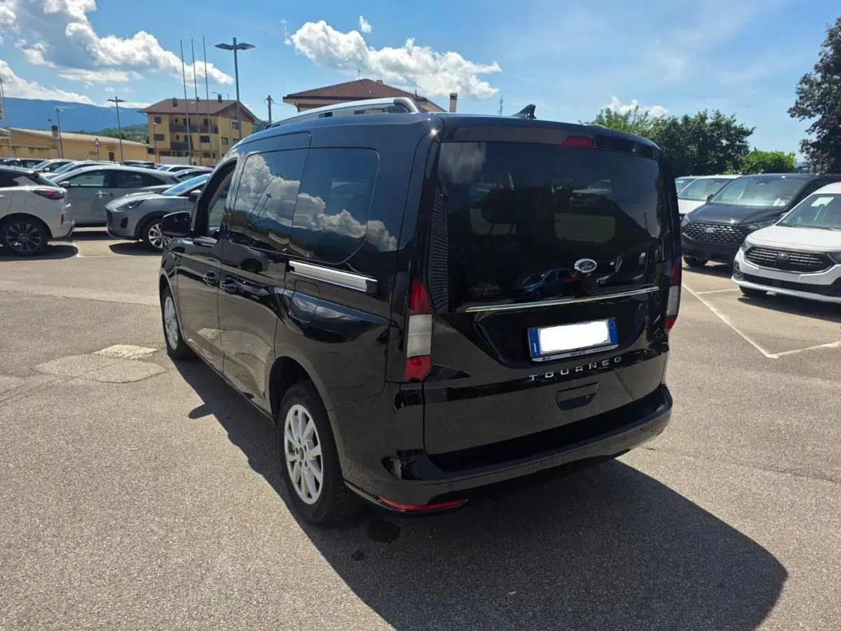 Ford Tourneo Connect usata a Belluno (4)