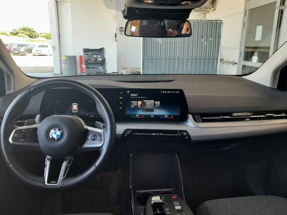 BMW Serie 2 Active Tourer usata a Asti (12)