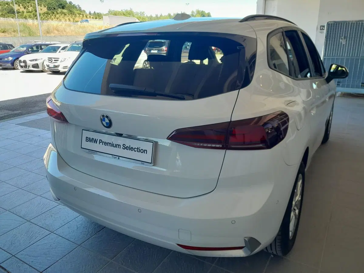 BMW Serie 2 Active Tourer usata a Asti (7)