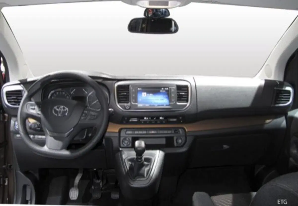 Toyota Proace Verso usata a Palermo (9)