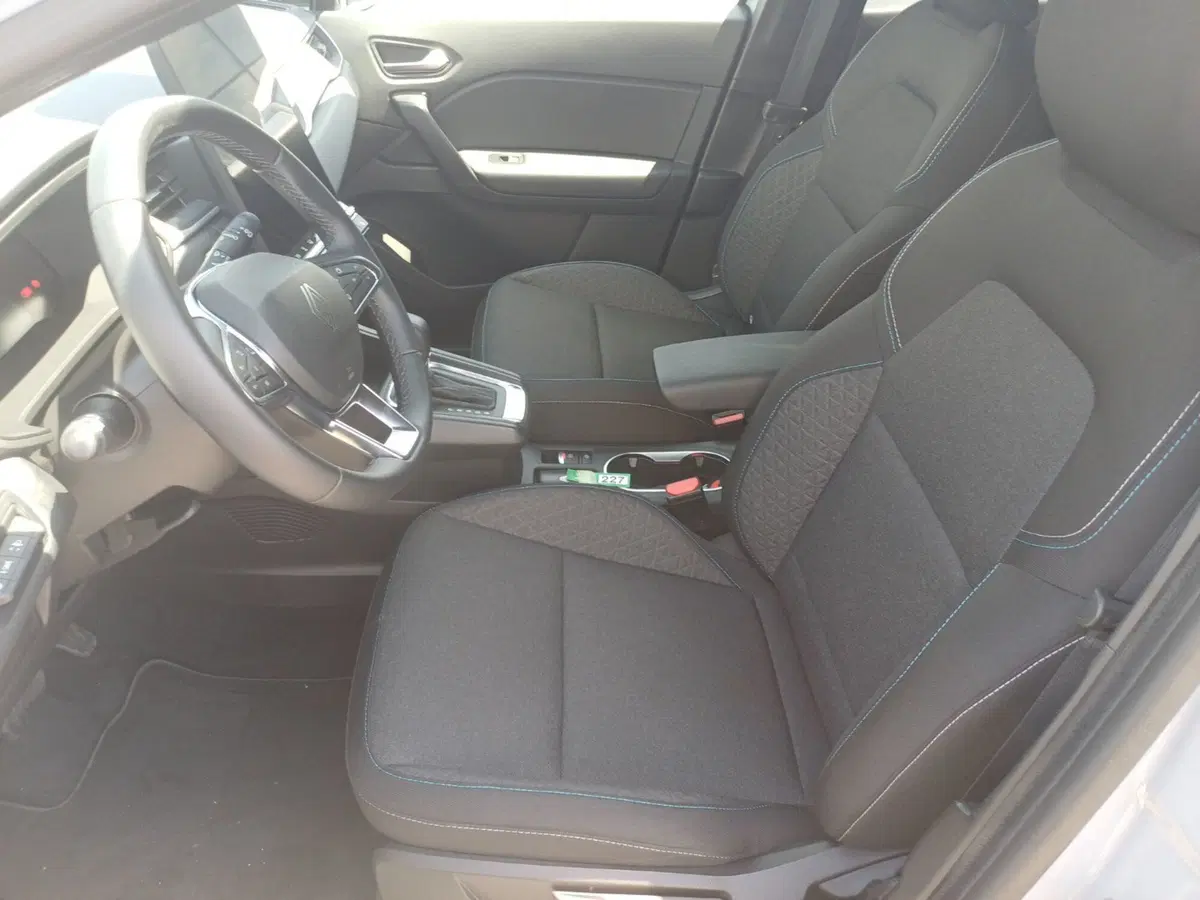 Renault Symbioz nuova a Frosinone (10)