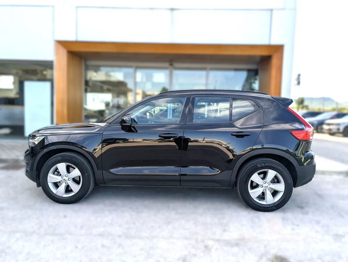 Volvo XC40 usata a Pescara (4)
