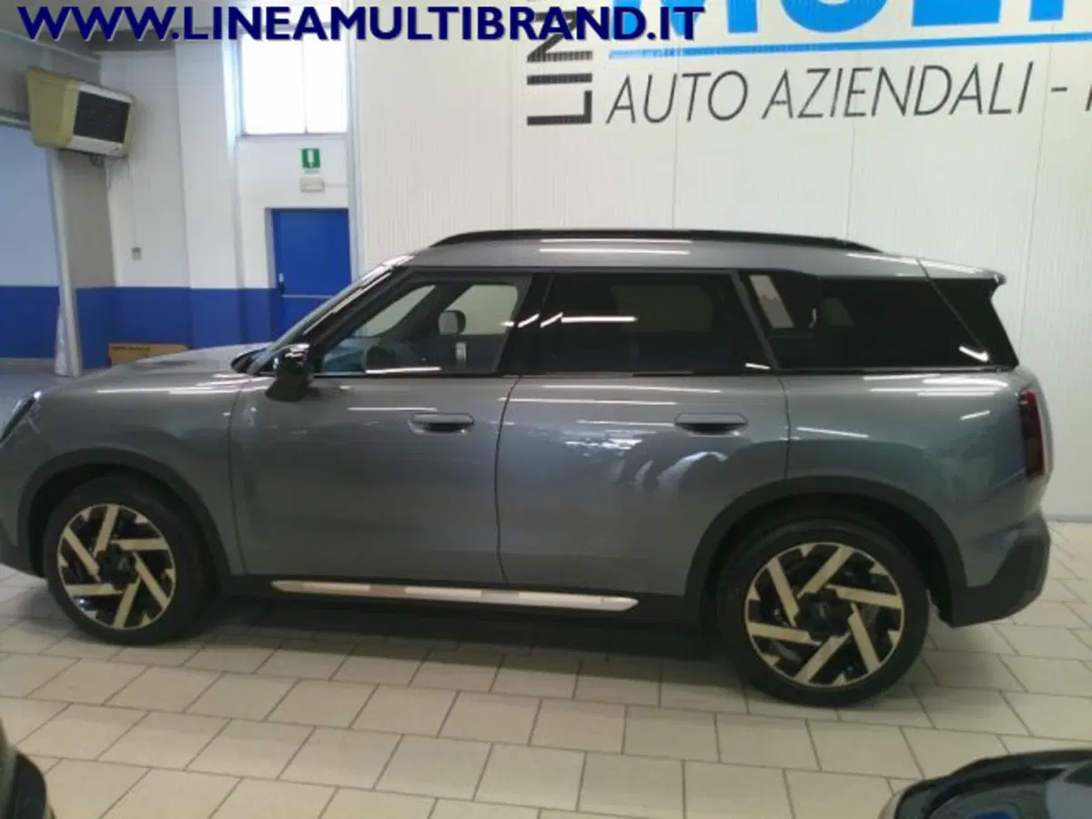 MINI Mini Countryman usata a Piacenza (13)