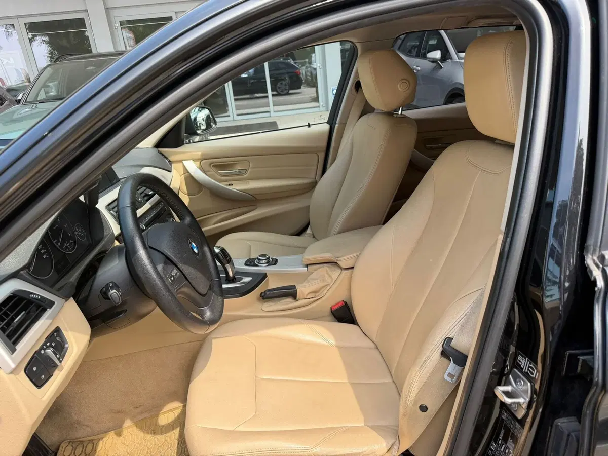BMW Serie 3 usata a Rimini (15)