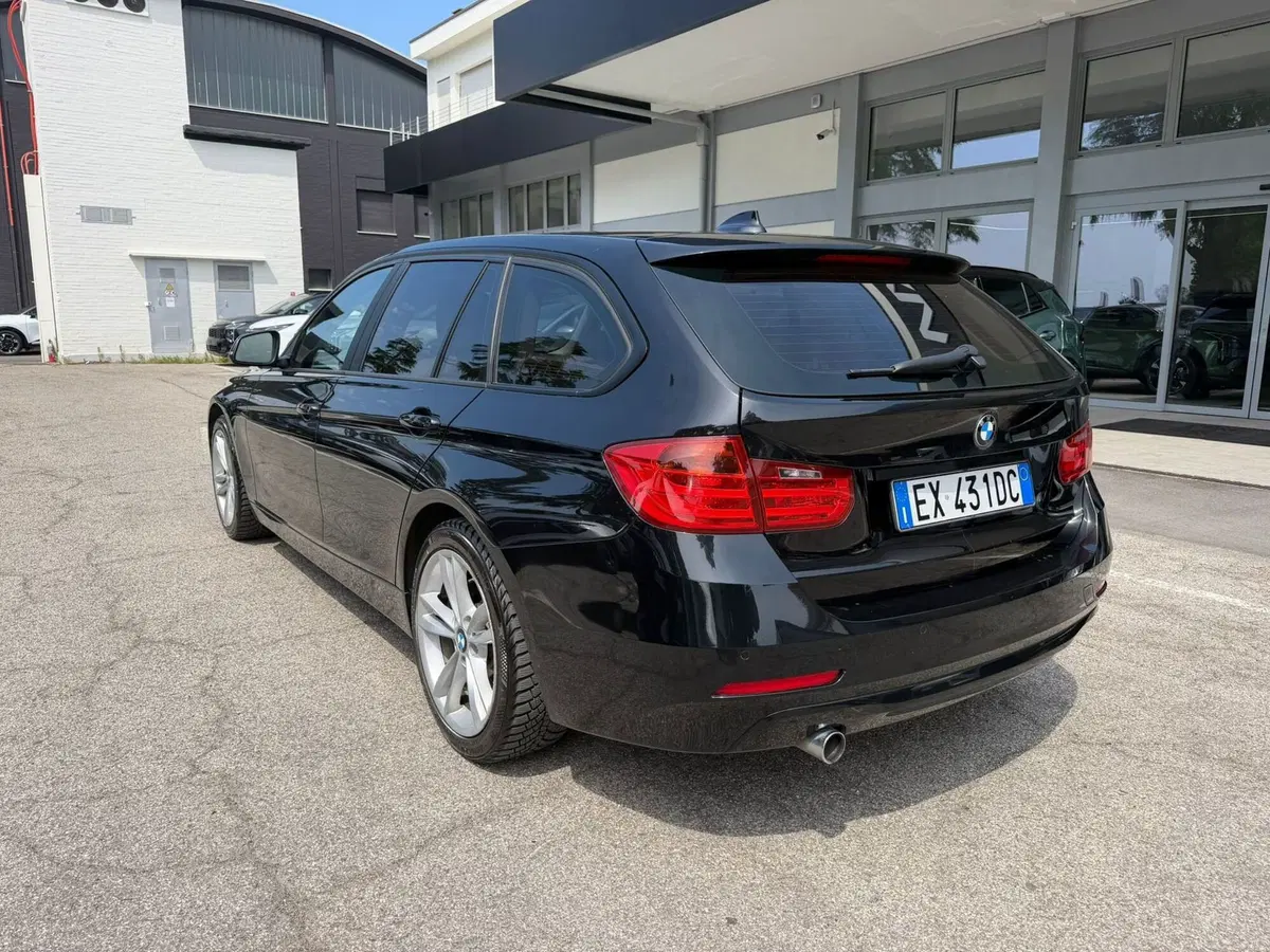 BMW Serie 3 usata a Rimini (4)