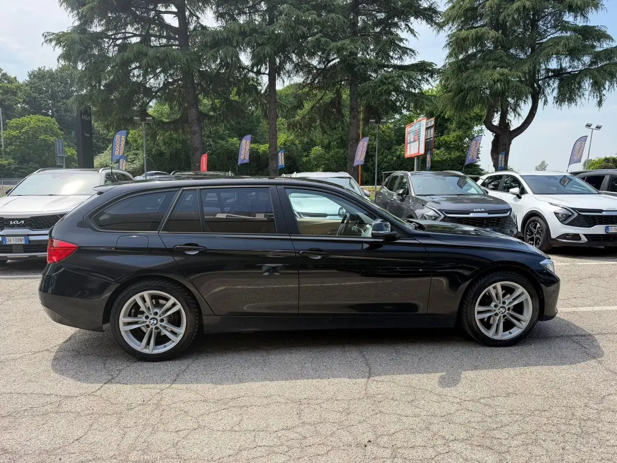 BMW Serie 3 usata a Rimini (8)