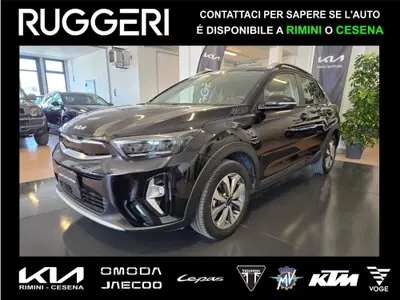 Kia Stonic 1.2 mpi Style gpl 82cv del 2023 usata a Rimini