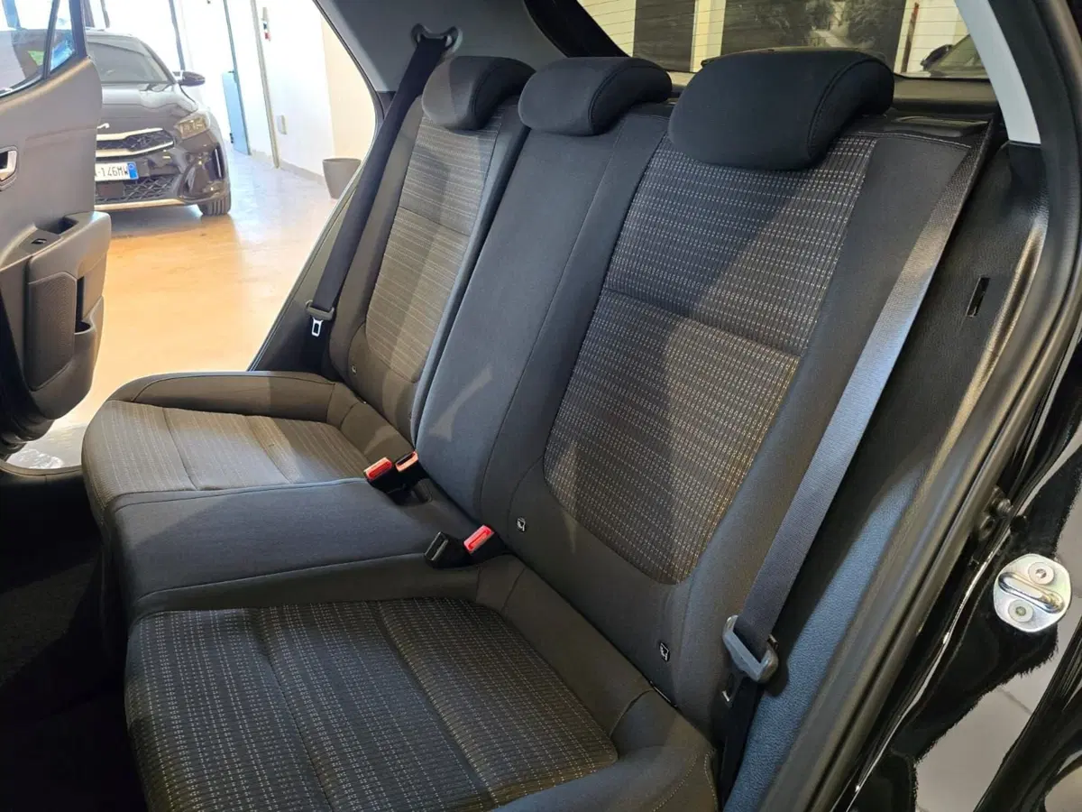 Kia Stonic usata a Rimini (15)