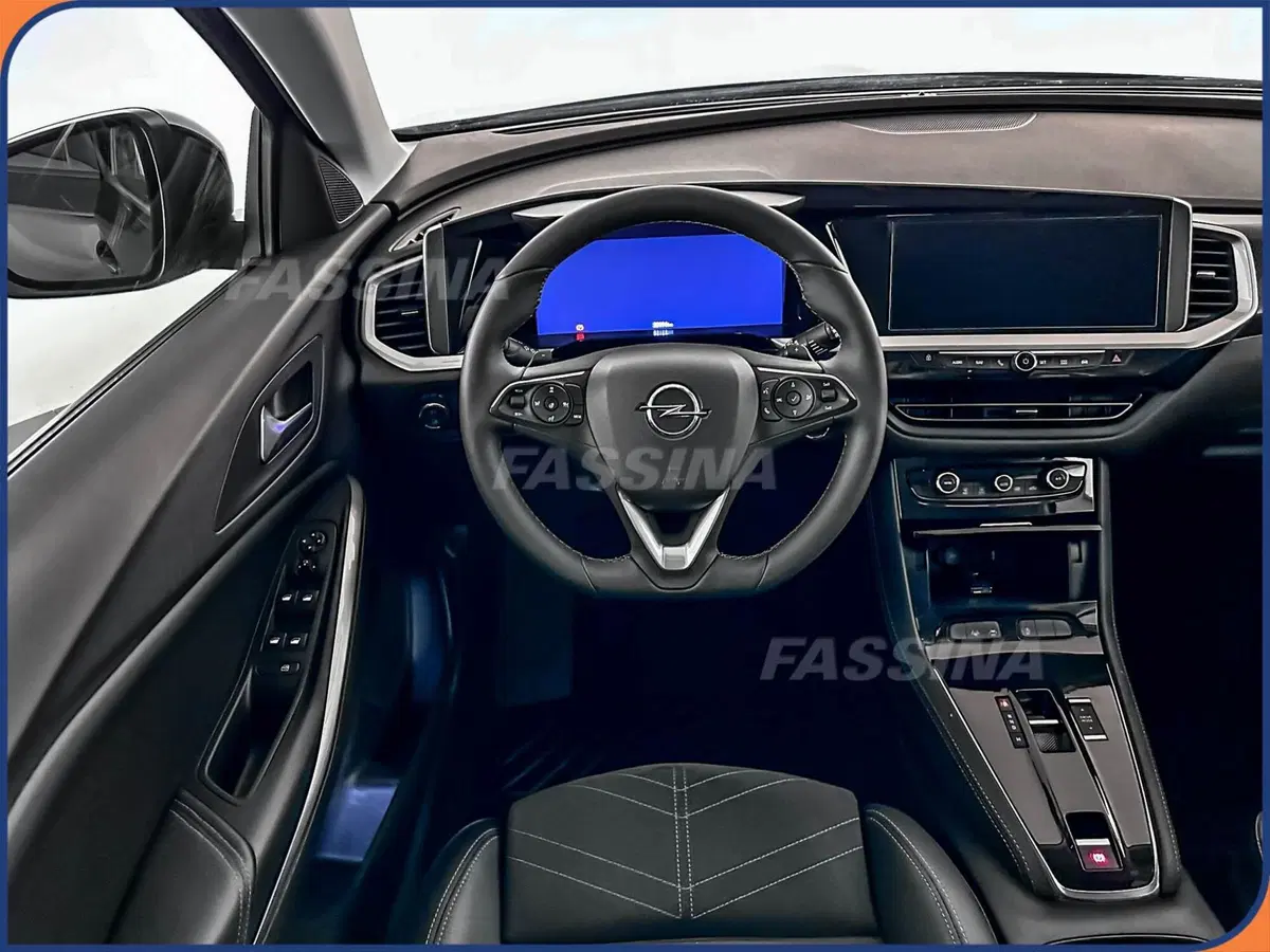 Opel Grandland usata a Milano (11)