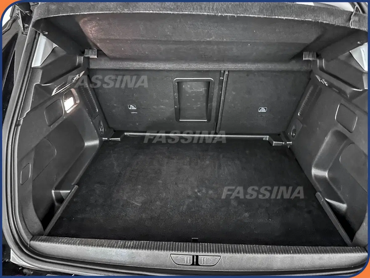 Opel Grandland usata a Milano (12)