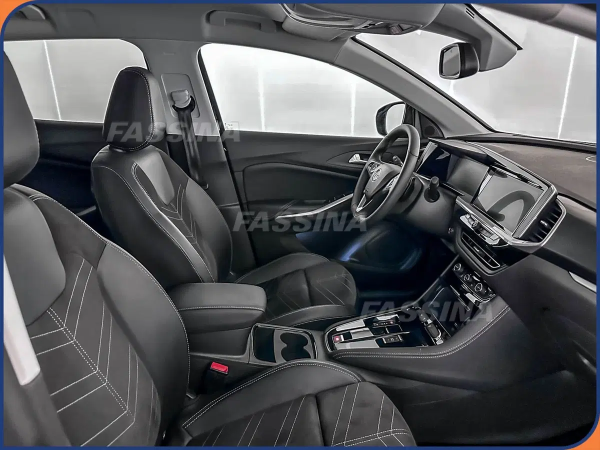Opel Grandland usata a Milano (14)