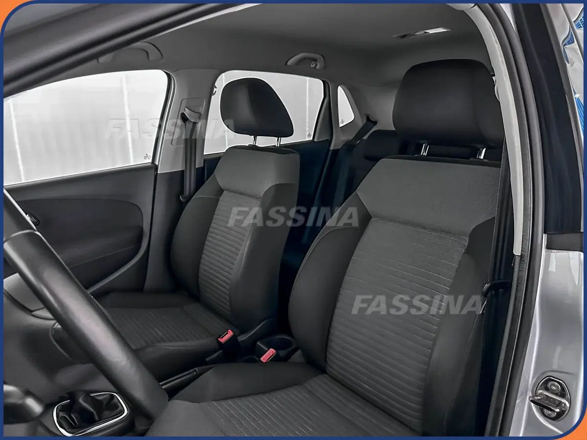 Volkswagen Polo usata a Milano (8)