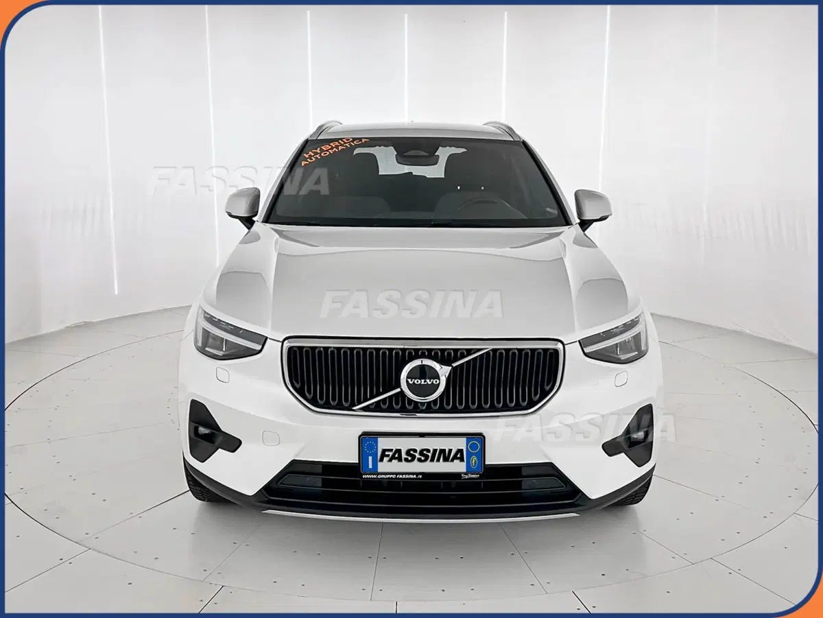 Volvo XC40 usata a Milano (2)