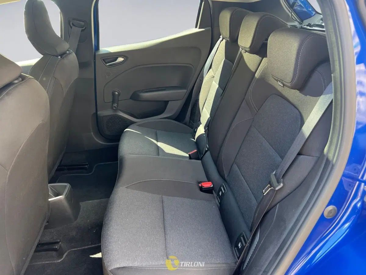 Renault Clio usata a Milano (12)