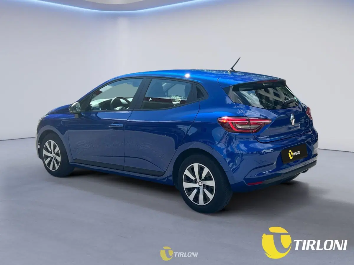 Renault Clio usata a Milano (2)