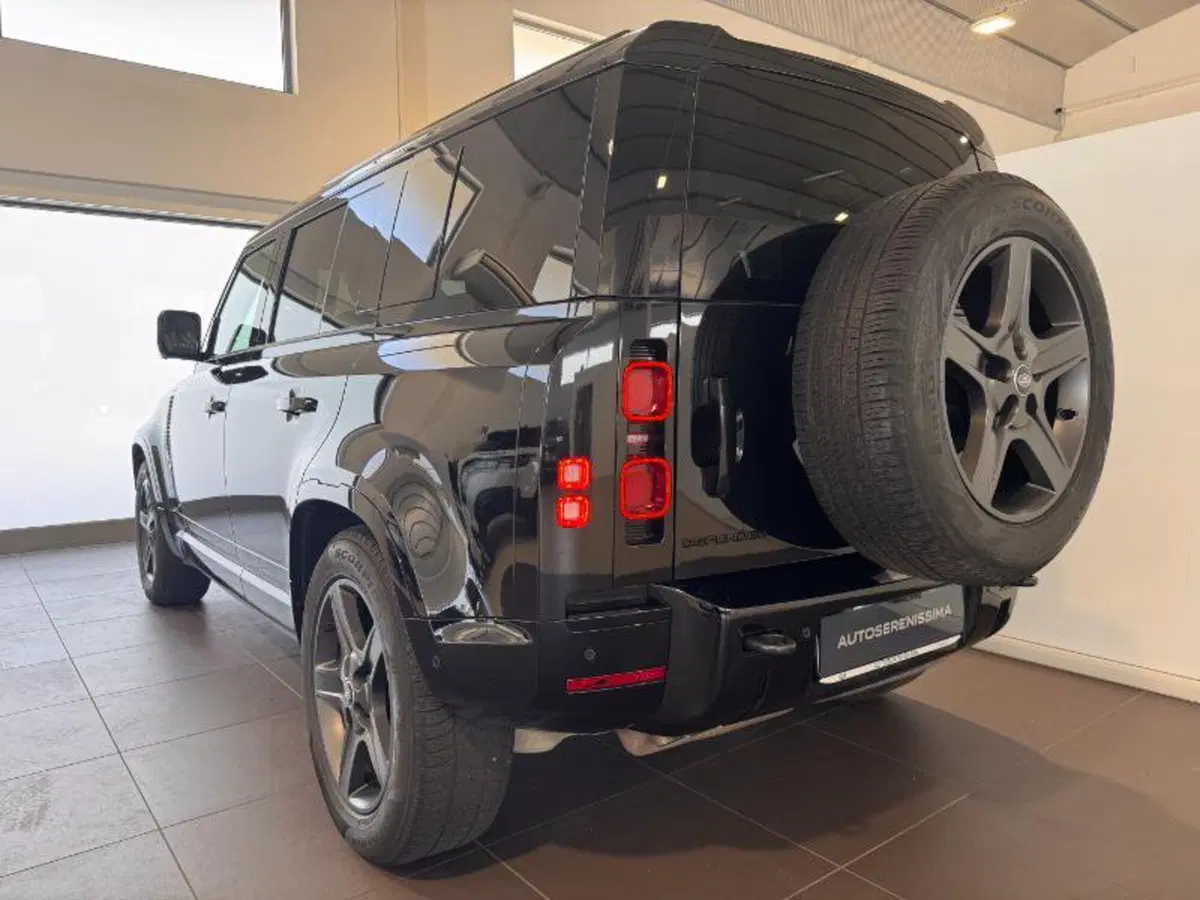 Land Rover Defender usata a Venezia (3)