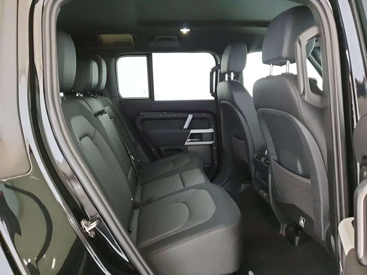 Land Rover Defender usata a Monza e Brianza (5)