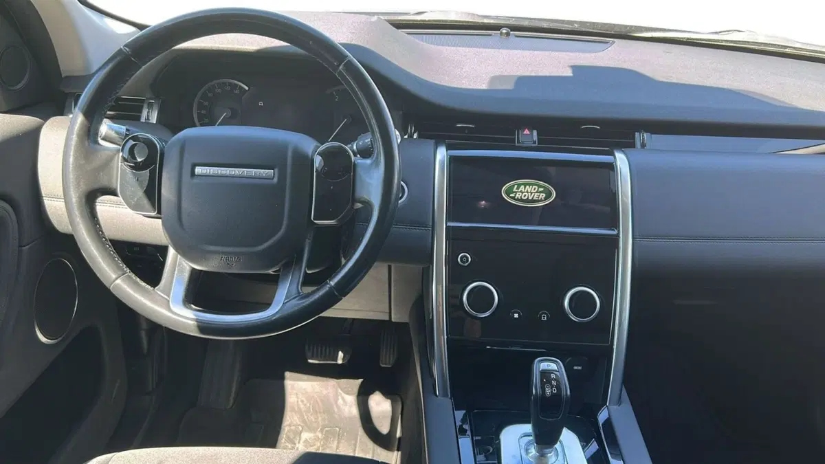 Land Rover Discovery Sport usata a Cosenza (4)
