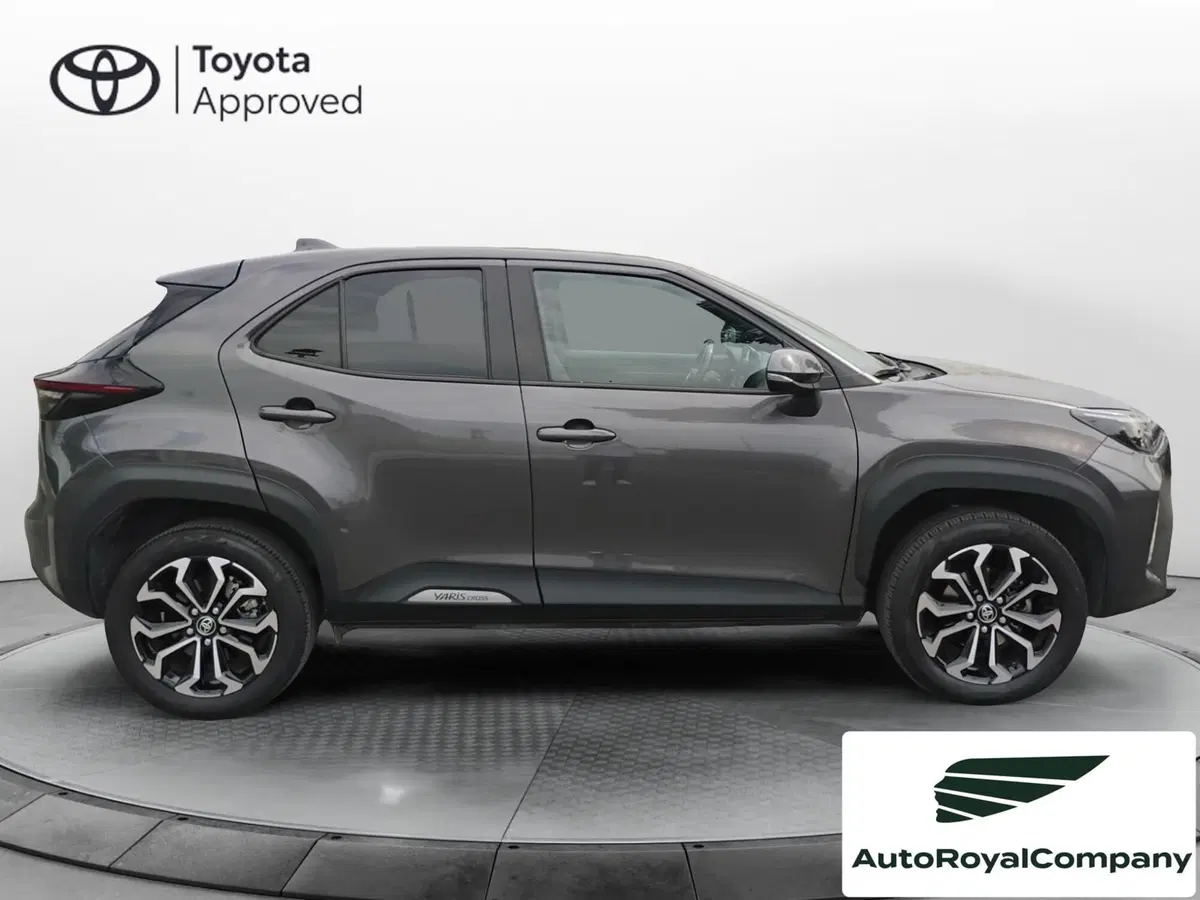Toyota Yaris Cross usata a Roma (11)