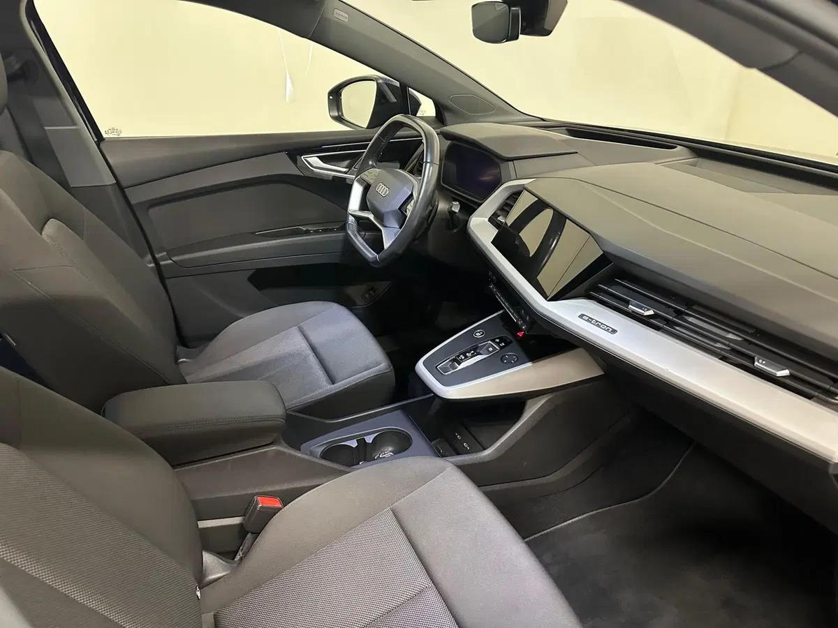 Audi Q4 usata a Novara (10)