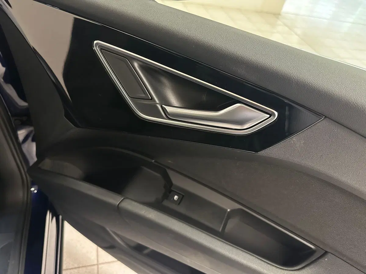 Audi Q4 usata a Novara (13)
