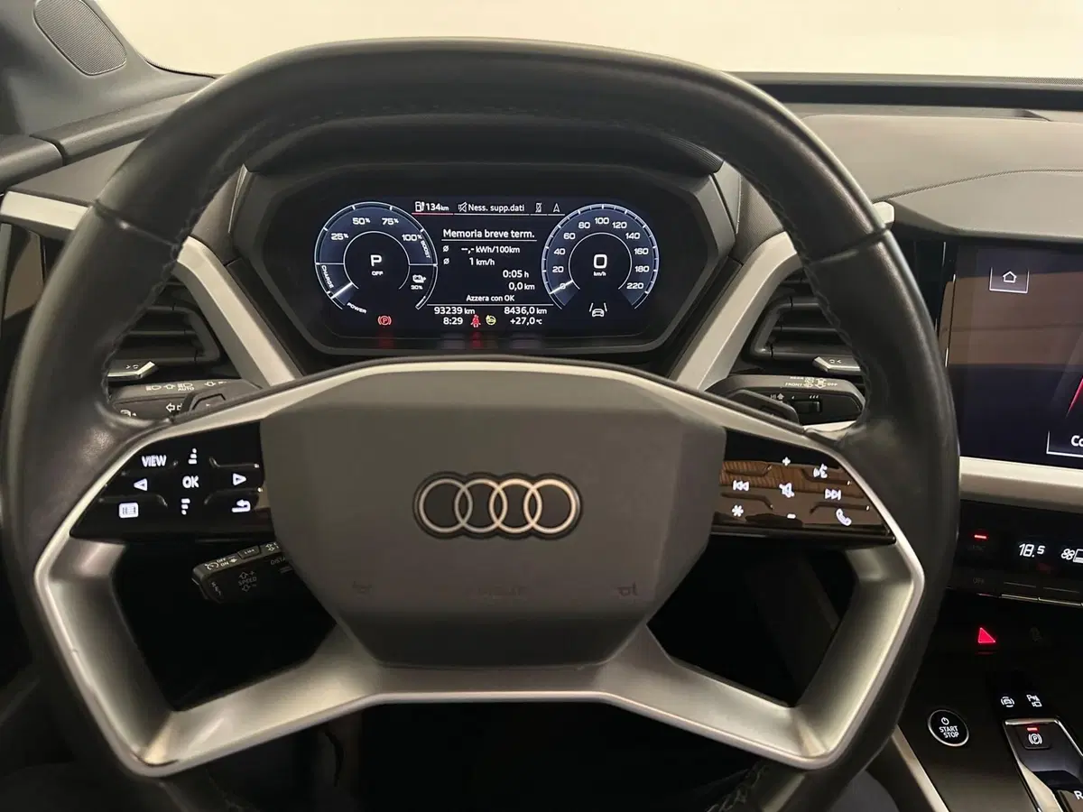 Audi Q4 usata a Novara (15)