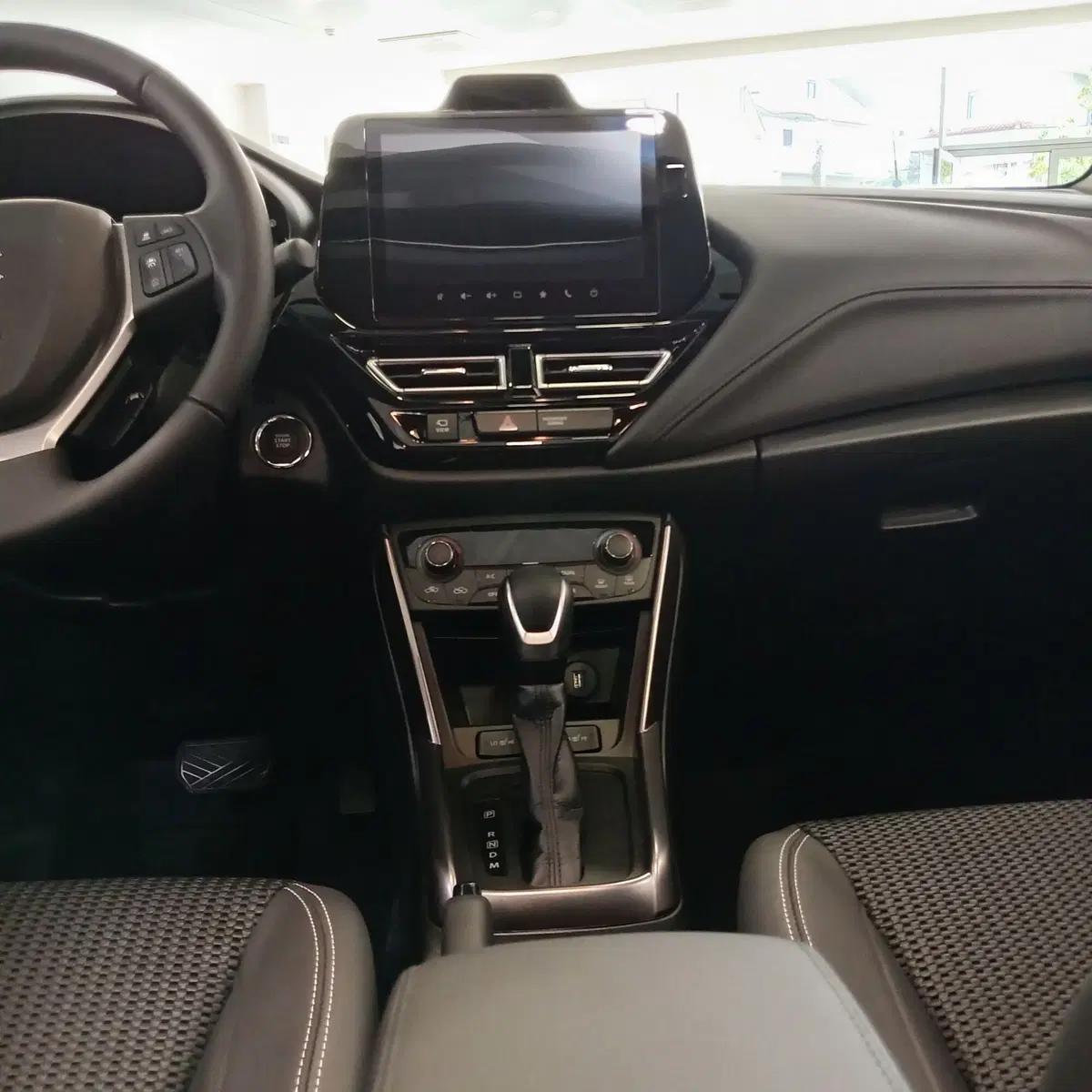Suzuki S-Cross nuova a Chieti (8)