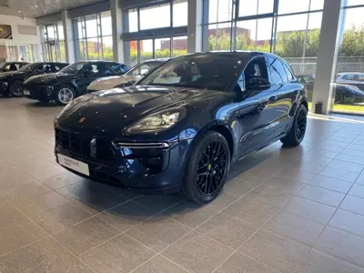 Porsche Macan Turbo del 2020 usata a Firenze