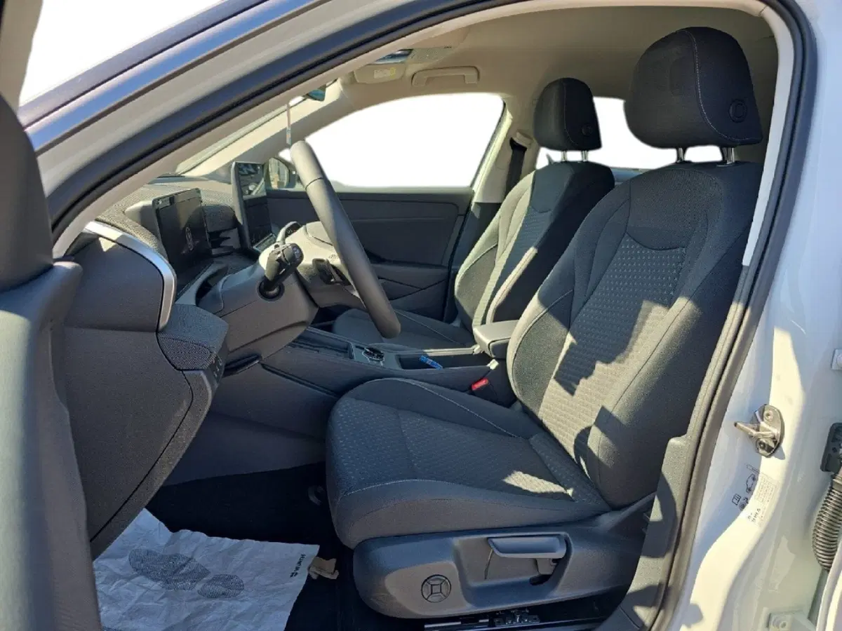 Volkswagen T-Roc nuova a Siena (10)