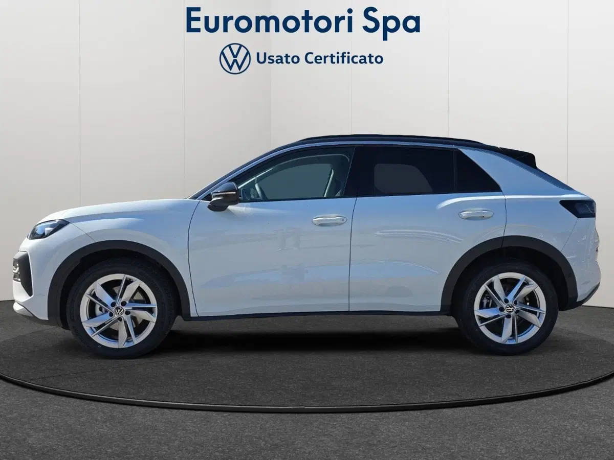 Volkswagen T-Roc nuova a Siena (2)