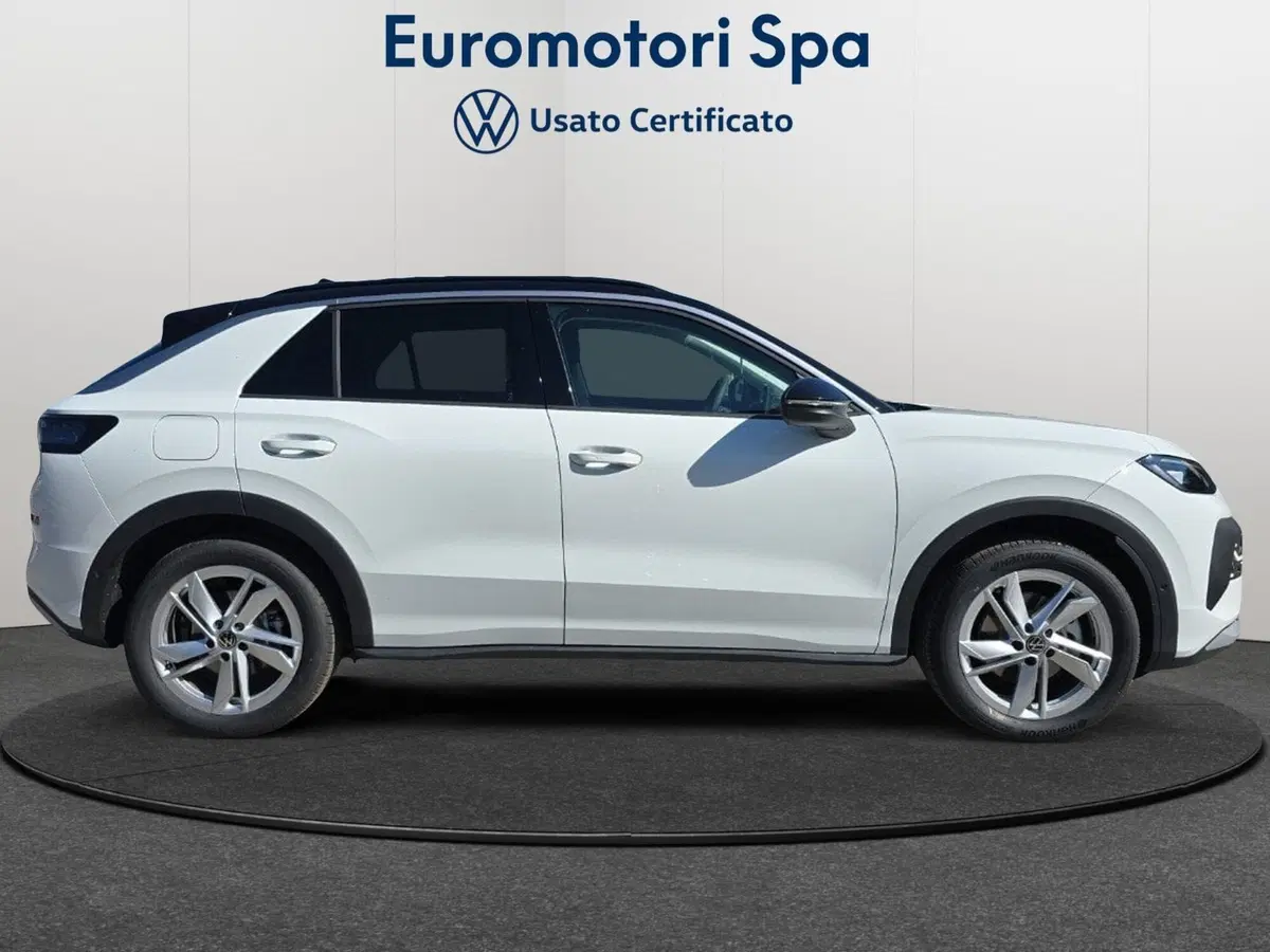 Volkswagen T-Roc nuova a Siena (6)
