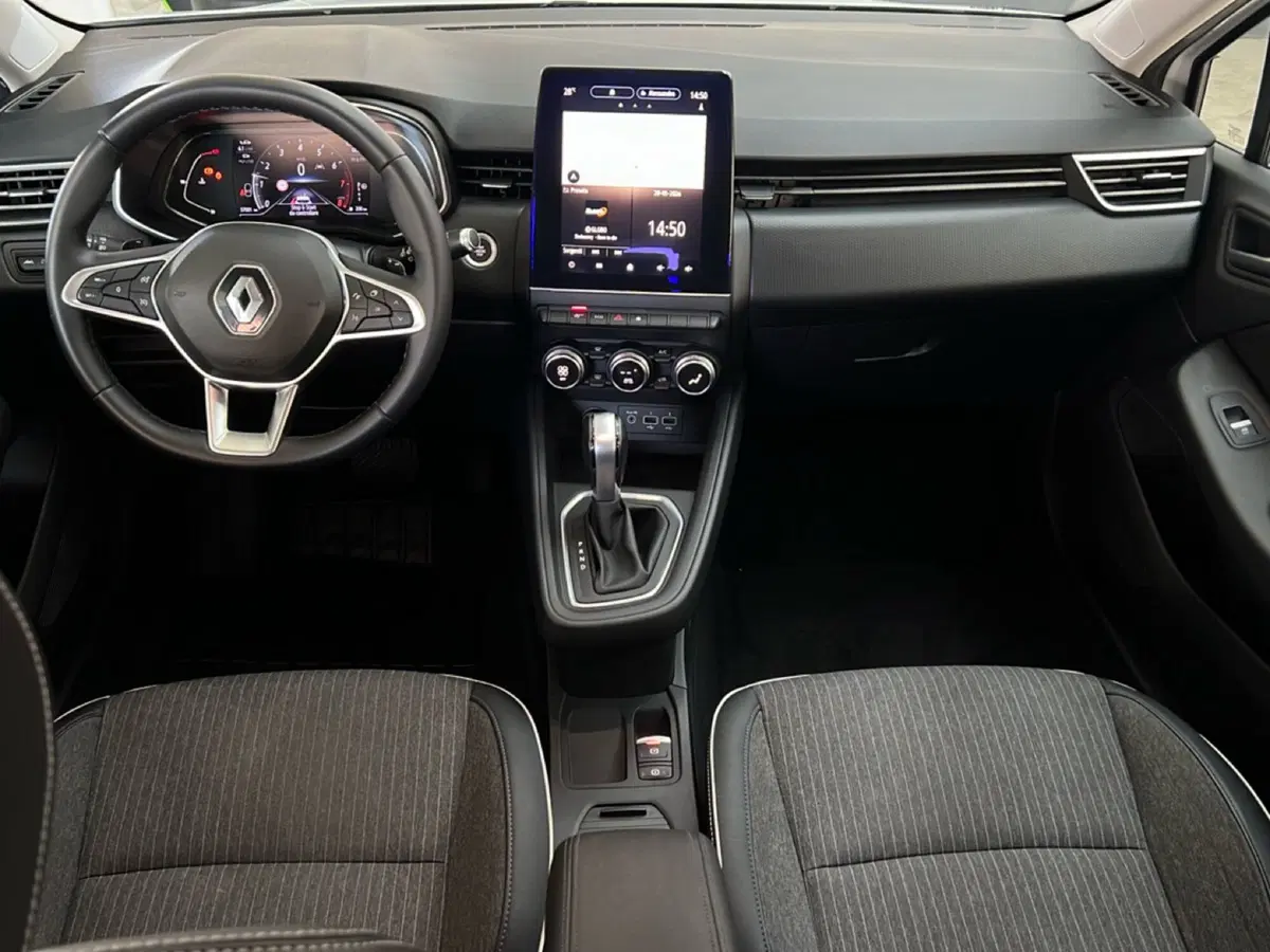 Renault Clio usata a Roma (11)