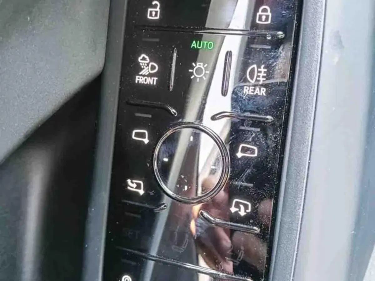 Audi Q5 Sportback nuova a Torino (13)