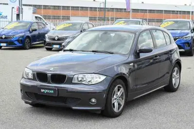 BMW Serie 1 116d 2.0 116CV cat 5 porte Eletta DPF del 2006 usata a Pianezza
