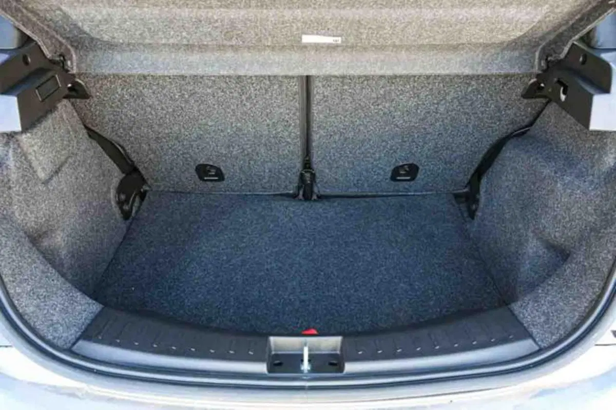 Lancia Ypsilon usata a Torino (5)